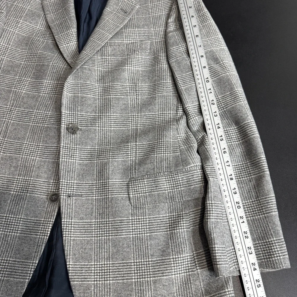 Facconable Mens Blazer Jacket Gray‎ Plaid Wool Silk Blend Size 40R FB1109